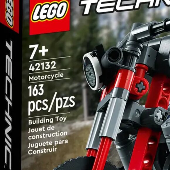 Brand New Lego Technic 2 in 1 Motorcycle to Adventure Bike 42132 - Picture 2 of 8